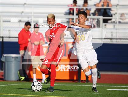Thumbnail 2 in Godinez vs. Santa Maria (CIF SoCal Regional D2 Final) photogallery.
