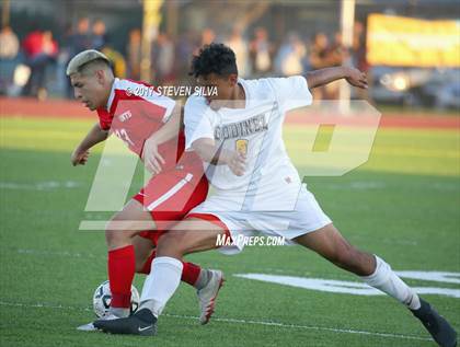 Thumbnail 2 in Godinez vs. Santa Maria (CIF SoCal Regional D2 Final) photogallery.