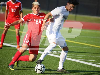 Thumbnail 3 in Godinez vs. Santa Maria (CIF SoCal Regional D2 Final) photogallery.