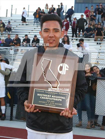 Thumbnail 1 in Godinez vs. Santa Maria (CIF SoCal Regional D2 Final) photogallery.