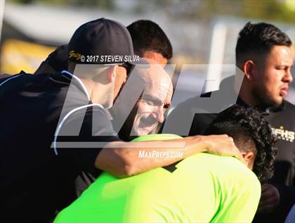 Thumbnail 2 in Godinez vs. Santa Maria (CIF SoCal Regional D2 Final) photogallery.