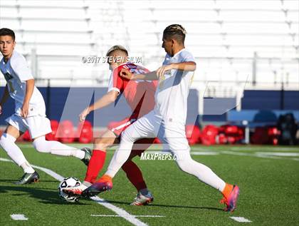 Thumbnail 1 in Godinez vs. Santa Maria (CIF SoCal Regional D2 Final) photogallery.