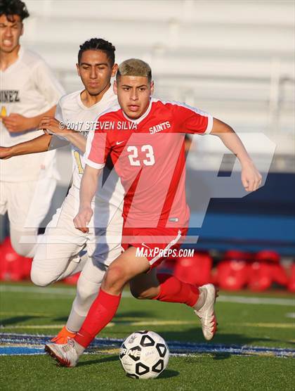 Thumbnail 2 in Godinez vs. Santa Maria (CIF SoCal Regional D2 Final) photogallery.