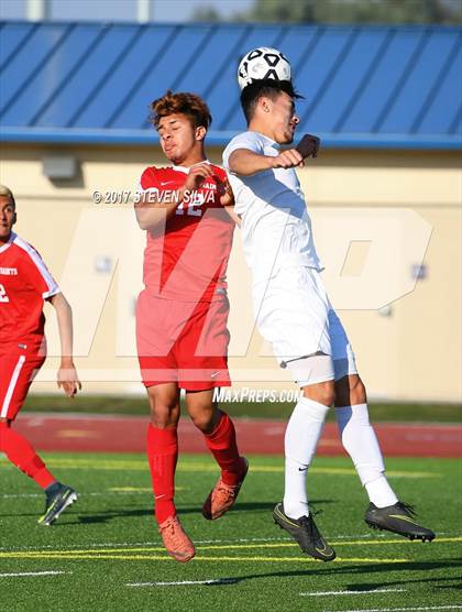 Thumbnail 2 in Godinez vs. Santa Maria (CIF SoCal Regional D2 Final) photogallery.