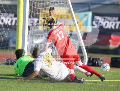 Thumbnail 2 in Godinez vs. Santa Maria (CIF SoCal Regional D2 Final) photogallery.