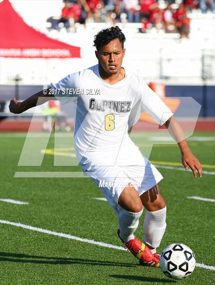 Thumbnail 1 in Godinez vs. Santa Maria (CIF SoCal Regional D2 Final) photogallery.