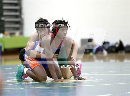 Thumbnail 1 in Marvin Ridge @ Independence photogallery.