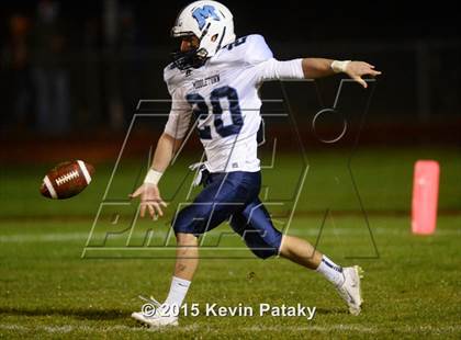 Thumbnail 2 in Middletown @ North Haven (CIAC Class L Quarterfinal) photogallery.