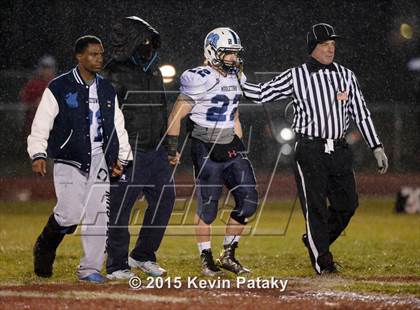 Thumbnail 2 in Middletown @ North Haven (CIAC Class L Quarterfinal) photogallery.
