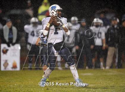 Thumbnail 3 in Middletown @ North Haven (CIAC Class L Quarterfinal) photogallery.