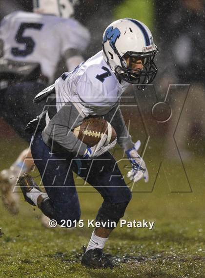 Thumbnail 1 in Middletown @ North Haven (CIAC Class L Quarterfinal) photogallery.