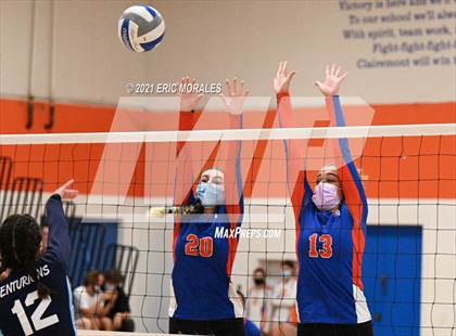Thumbnail 3 in University City @ Clairemont photogallery.