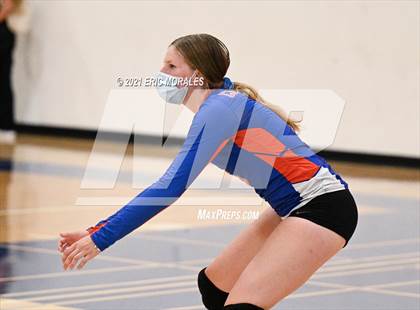 Thumbnail 3 in University City @ Clairemont photogallery.
