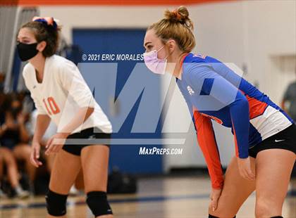 Thumbnail 2 in University City @ Clairemont photogallery.