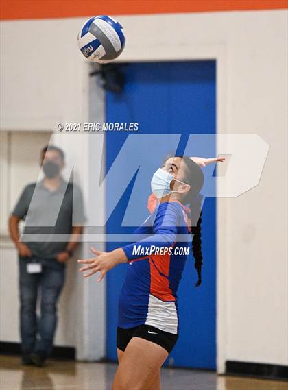 Thumbnail 3 in University City @ Clairemont photogallery.