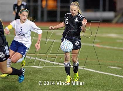 Thumbnail 3 in Bonney Lake vs Auburn Riverside (WIAA WCD/SW District Playoff) photogallery.