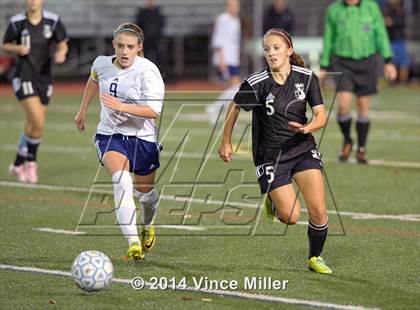 Thumbnail 3 in Bonney Lake vs Auburn Riverside (WIAA WCD/SW District Playoff) photogallery.
