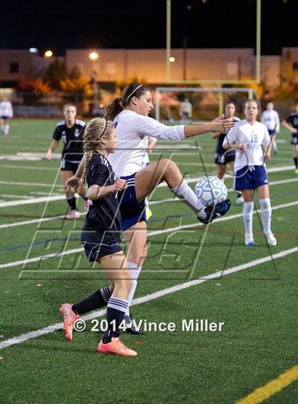 Thumbnail 2 in Bonney Lake vs Auburn Riverside (WIAA WCD/SW District Playoff) photogallery.