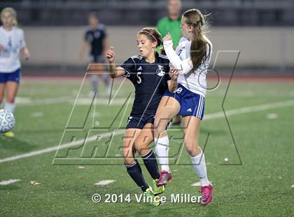 Thumbnail 2 in Bonney Lake vs Auburn Riverside (WIAA WCD/SW District Playoff) photogallery.