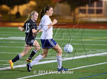 Thumbnail 1 in Bonney Lake vs Auburn Riverside (WIAA WCD/SW District Playoff) photogallery.