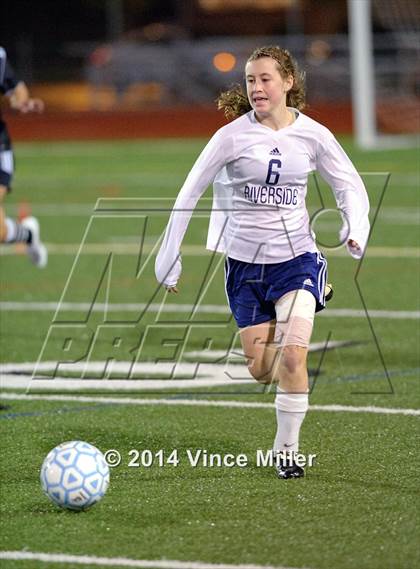 Thumbnail 1 in Bonney Lake vs Auburn Riverside (WIAA WCD/SW District Playoff) photogallery.