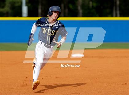 Thumbnail 2 in West Forsyth vs. Peachtree Ridge photogallery.