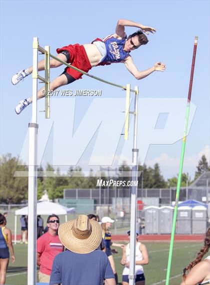 Thumbnail 1 in Folsom/Oak Ridge @ Granite Bay photogallery.