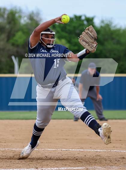 Thumbnail 3 in Lone Star @ Wakeland photogallery.