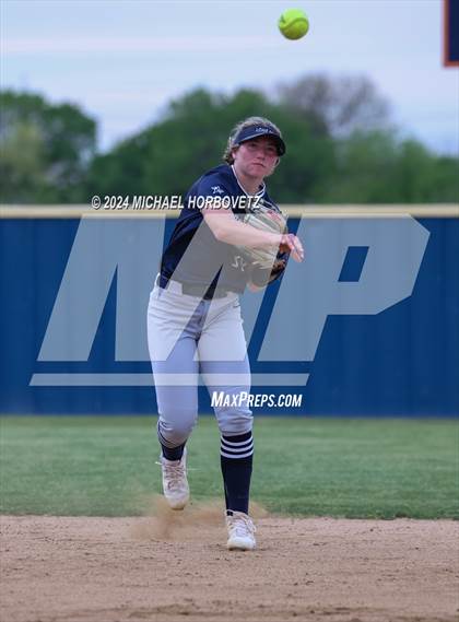 Thumbnail 3 in Lone Star @ Wakeland photogallery.