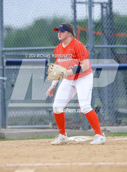 Thumbnail 3 in Lone Star @ Wakeland photogallery.