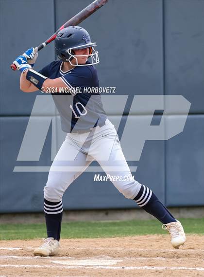 Thumbnail 3 in Lone Star @ Wakeland photogallery.