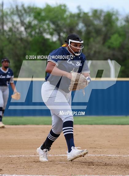 Thumbnail 1 in Lone Star @ Wakeland photogallery.