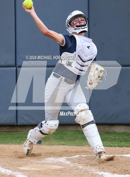 Thumbnail 3 in Lone Star @ Wakeland photogallery.