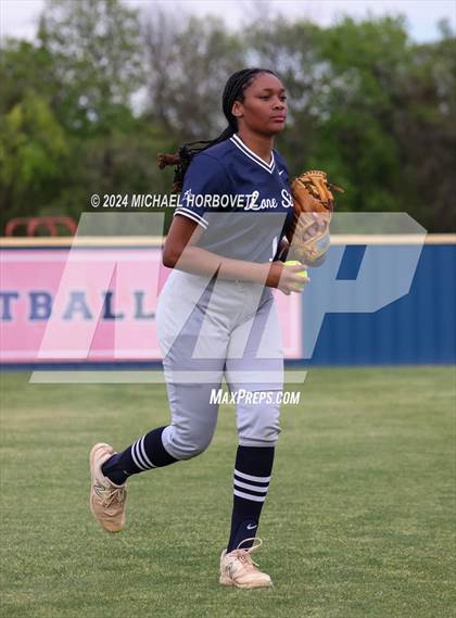 Thumbnail 3 in Lone Star @ Wakeland photogallery.