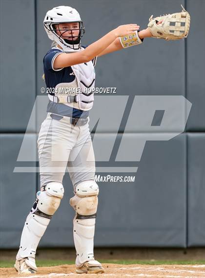 Thumbnail 2 in Lone Star @ Wakeland photogallery.