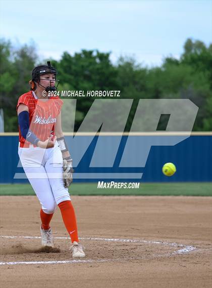 Thumbnail 2 in Lone Star @ Wakeland photogallery.