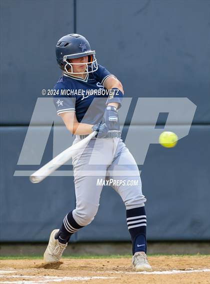 Thumbnail 3 in Lone Star @ Wakeland photogallery.
