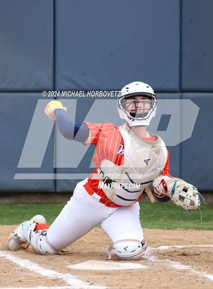 Thumbnail 1 in Lone Star @ Wakeland photogallery.