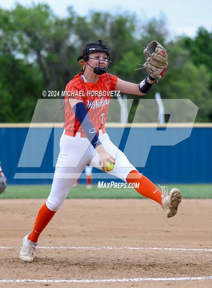 Thumbnail 3 in Lone Star @ Wakeland photogallery.