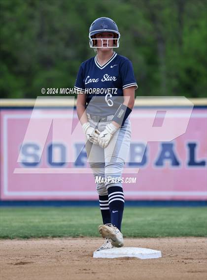 Thumbnail 2 in Lone Star @ Wakeland photogallery.