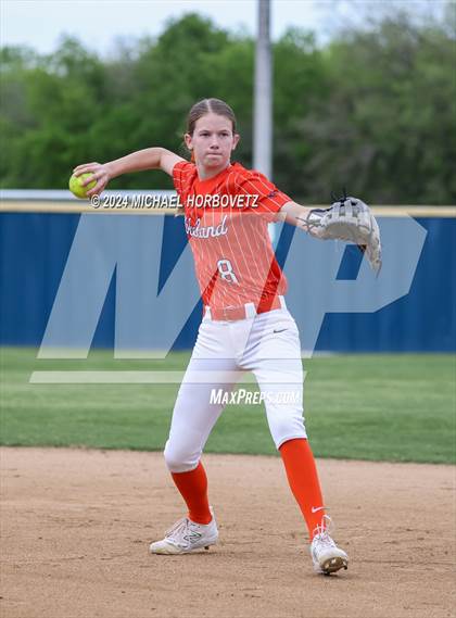 Thumbnail 3 in Lone Star @ Wakeland photogallery.