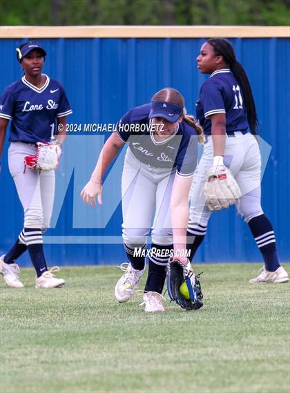Thumbnail 1 in Lone Star @ Wakeland photogallery.
