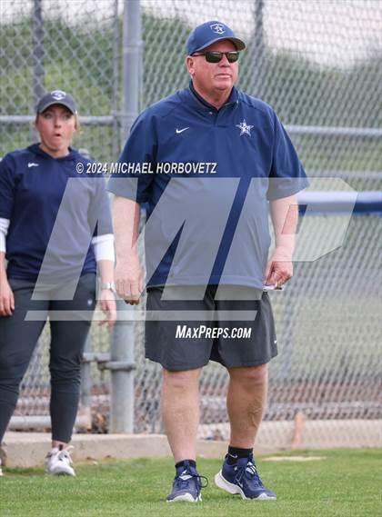 Thumbnail 2 in Lone Star @ Wakeland photogallery.
