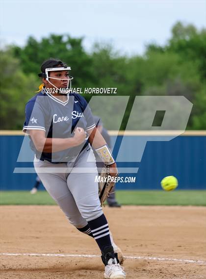 Thumbnail 2 in Lone Star @ Wakeland photogallery.