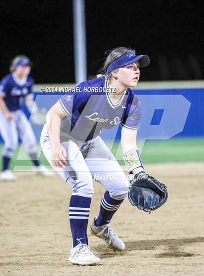 Thumbnail 1 in Lone Star @ Wakeland photogallery.