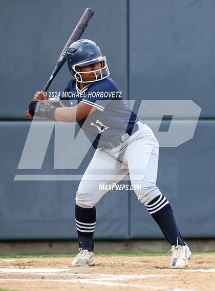 Thumbnail 2 in Lone Star @ Wakeland photogallery.