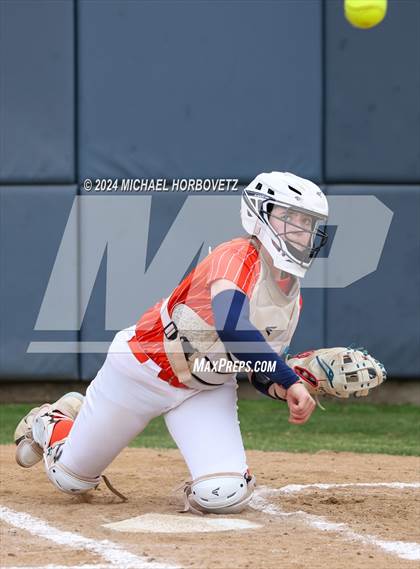Thumbnail 2 in Lone Star @ Wakeland photogallery.