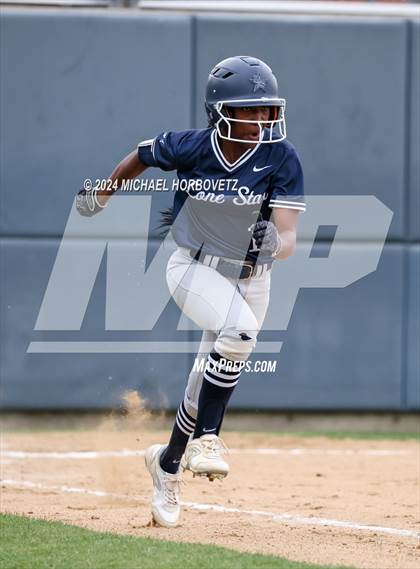 Thumbnail 1 in Lone Star @ Wakeland photogallery.