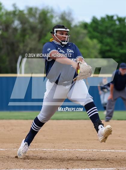 Thumbnail 2 in Lone Star @ Wakeland photogallery.