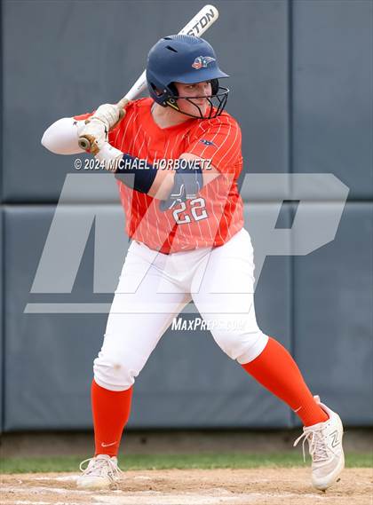 Thumbnail 3 in Lone Star @ Wakeland photogallery.